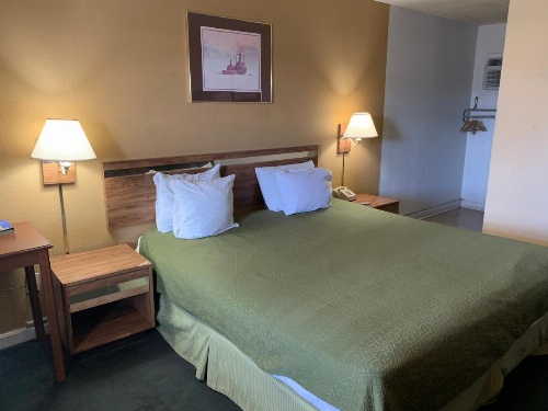 La Vista Inn image 17